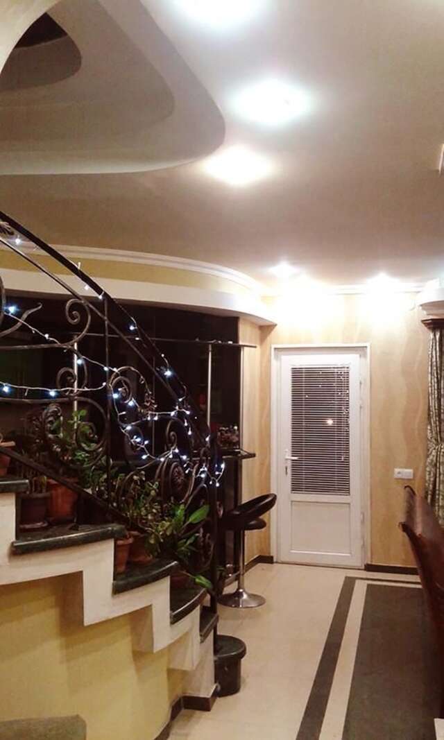 Проживание в семье TamMary Тбилиси-28